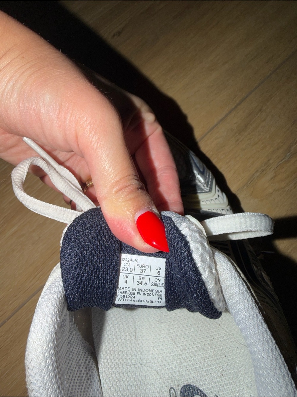 ASICS gel-kayano 14 - Picture 5 of 5